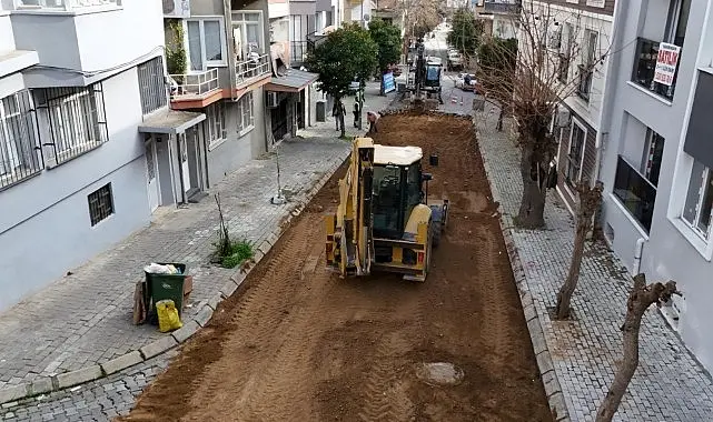 Kente yeni yollar kazandırmak ve mevcut yolları yenilemek için çalışmalarını