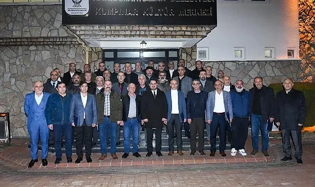 Kahramankazan Belediye Başkanı Selim Çırpanoğlu, emeklilik süresini dolduran personeller ile