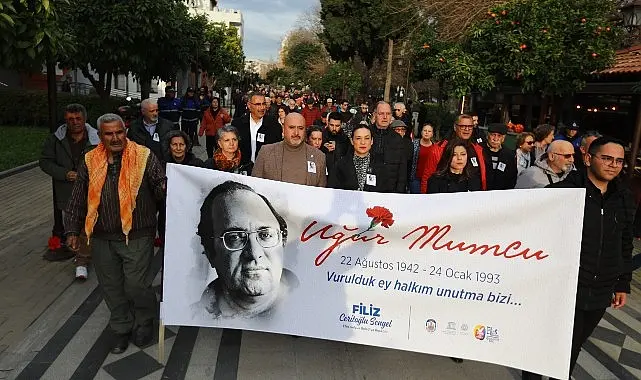 Araştırmacı Gazeteci Yazar Uğur Mumcu, hain bir suikast sonucu katledilişinin