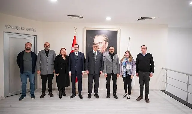 İzmir Büyükşehir Belediye Başkanı Dr. Cemil Tugay, Tüm Belediye ve