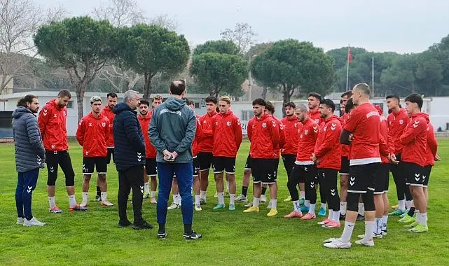 Bölgesel Amatör Lig 8. Grup’ta mücadele eden Burhaniye Belediyespor Futbol