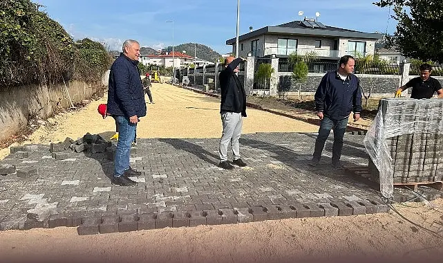 Kemer Belediye Başkan Yardımcısı Emin Gül, Çamyuva Mahallesi’nde yapımı devam