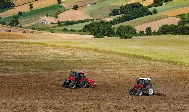 Kocaeli Büyükşehir Belediyesi tarımsal desteklerle çiftçinin yüzünü güldürüyor. Bu kapsamda;