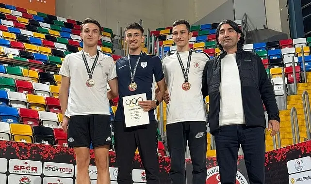 Nevşehir Belediyesispor Kulübü atletleri İstanbul’da Türkiye U20 Salon Şampiyonası’na katıldı.