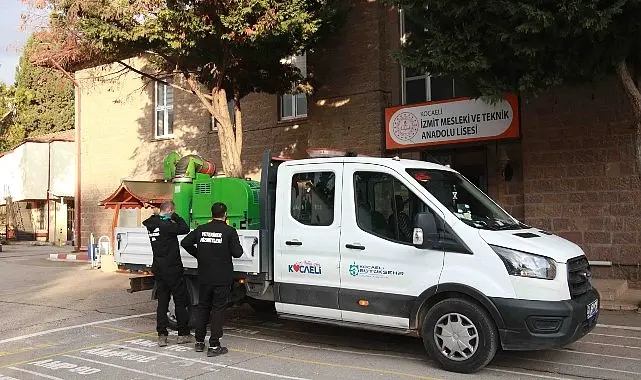 Büyükşehir Belediyesi vektörle mücadele hizmeti kapsamında yarıyıl tatilinde okulları yeni