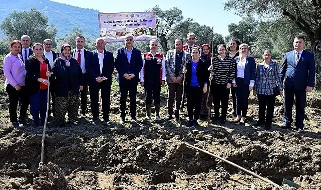 İzmir’de ipek böceği yetiştiriciliğini canlandırmak ve kadın çiftçileri desteklemek amacıyla